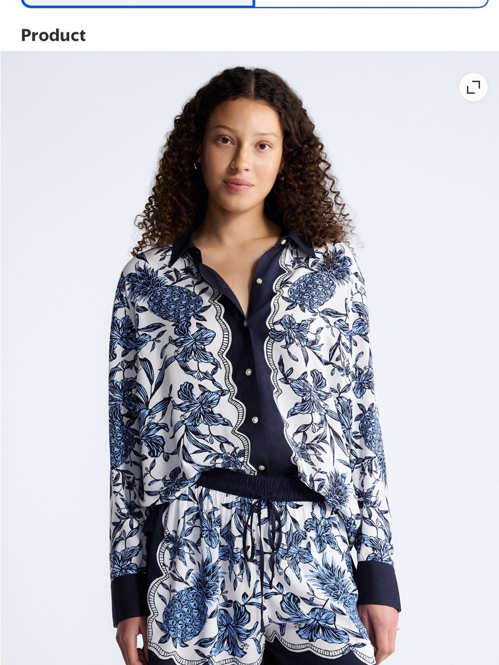 NWT Free Assembly Floral Blue-White Pineapple Print Blouse with Navy Trim